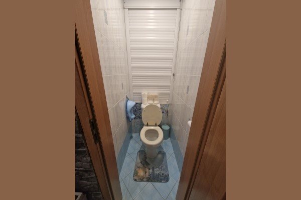 3 izb.byt na Novomestskej ul. s balkónom na predaj - Byt - Predaj