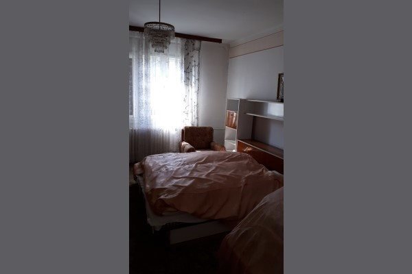 Šintava-4 izb.RD v centre s pozemkom o výmere  585m2 na predaj - Rodinný dom - Predaj