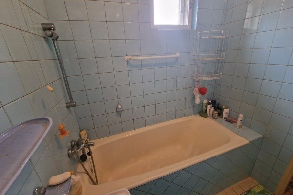 4 izb.RD v Seredi na Stromovej ulici s 645m2 pozemkom na predaj - Rodinný dom - Predaj