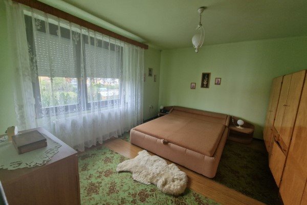 4 izb.RD v Seredi na Stromovej ulici s 645m2 pozemkom na predaj - Rodinný dom - Predaj